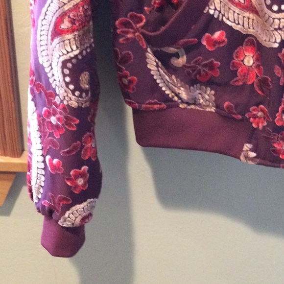 Bomber jacket - Picture 4 of 4